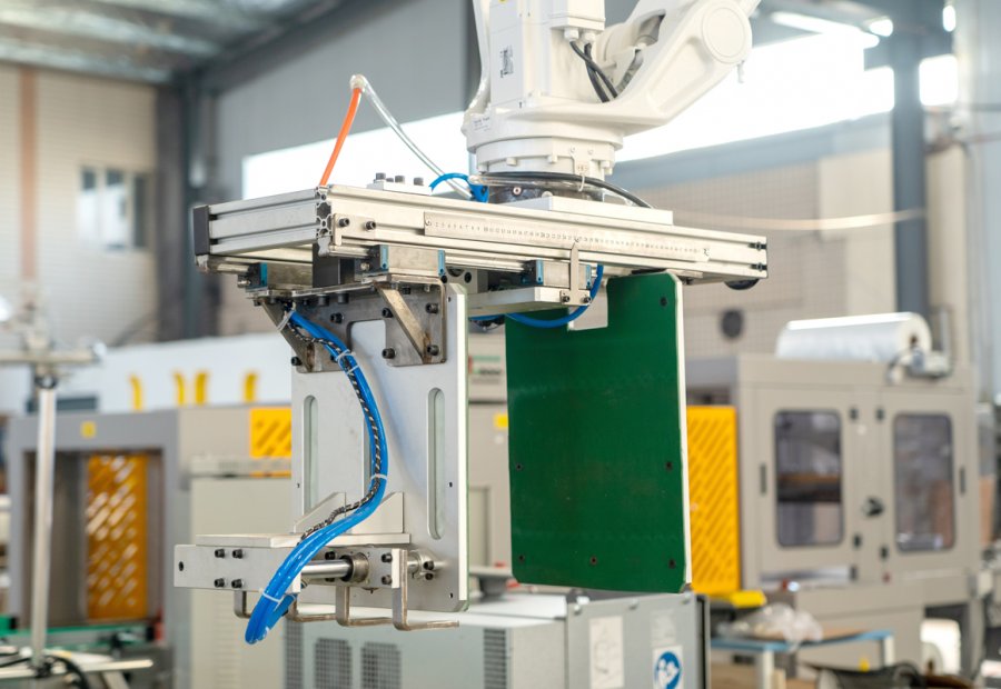 Barrel Packing, Shrinking, Palletizing, Winding Packaging Line - Image 4